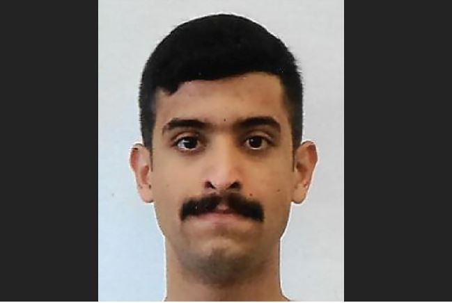الضابط السعودي مرتكب هجوم قاعدة بنساكولا محمد سعيد الشمراني في صورة من مكتب التحقيقات الاتحادي الأمريكي.